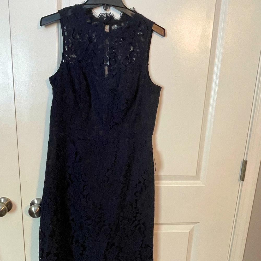 Beautiful lace Eliza J below knee length dress size 10